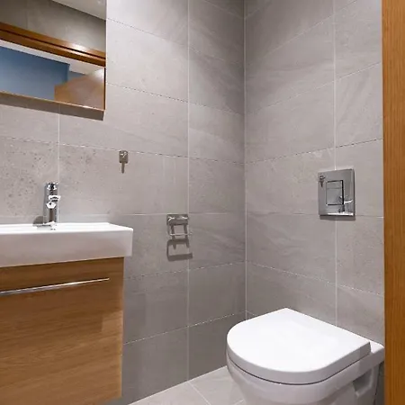 Apartment Self-check-in 3 Bedroom With Sauna And Balconies